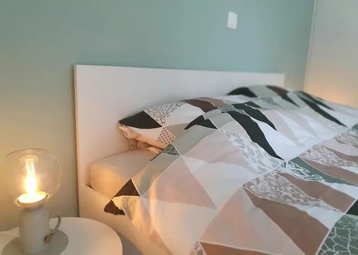 Skaai Five - Newly Renovated 2 Bedrooms * 奥斯滕德