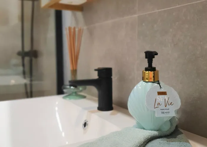 Skaai Five - Newly Renovated 2 Bedrooms * 奥斯滕德